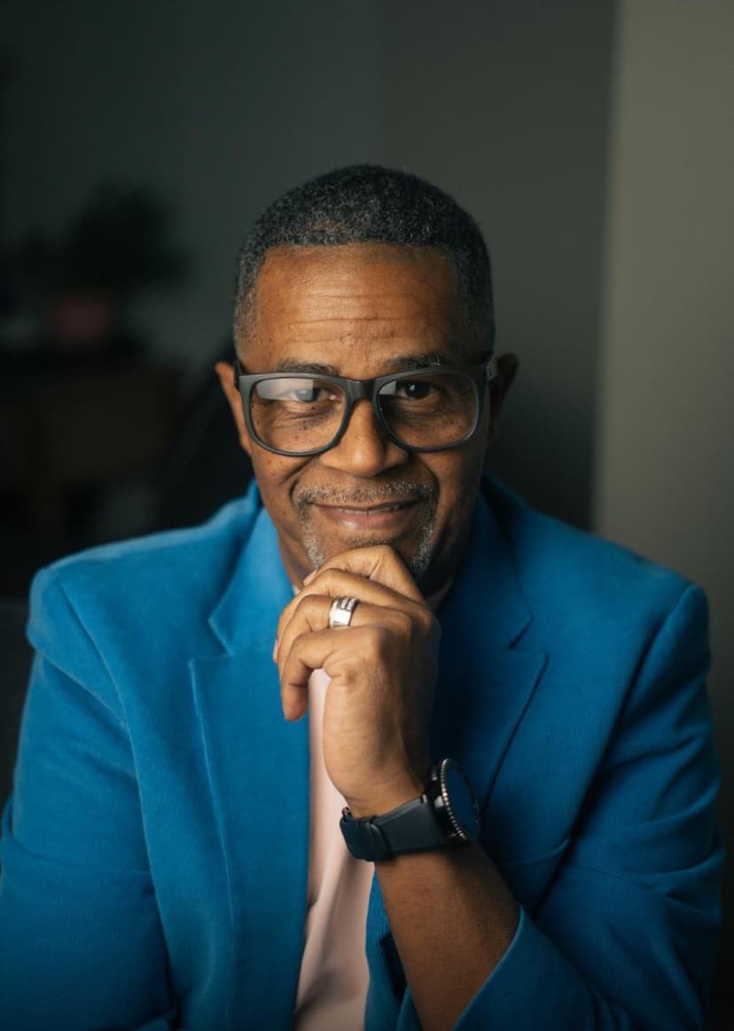 Dr. Jorge Floriano — Fundador da AXIS e criador do Método Neuroeconômico